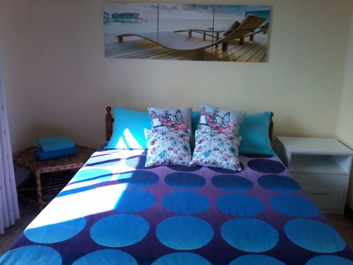 Chez Cozy'S Hotel Албион Екстериор снимка